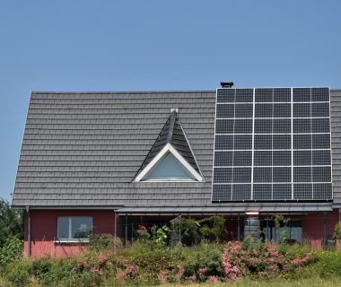 IEA: India Ahead on Clean Energy, Faces Funding Hurdles