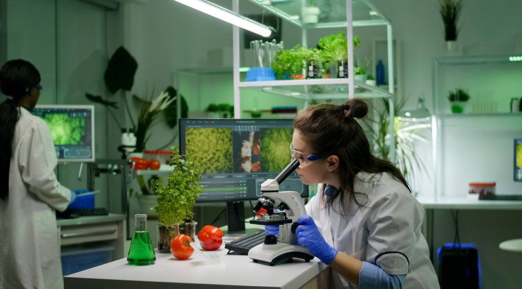 Maharashtra Launches India’s First ESG Lab in India