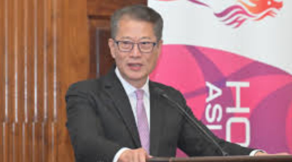 Financial Secretary: Hong Kong a "Reliable Partner" in Global Green Transition