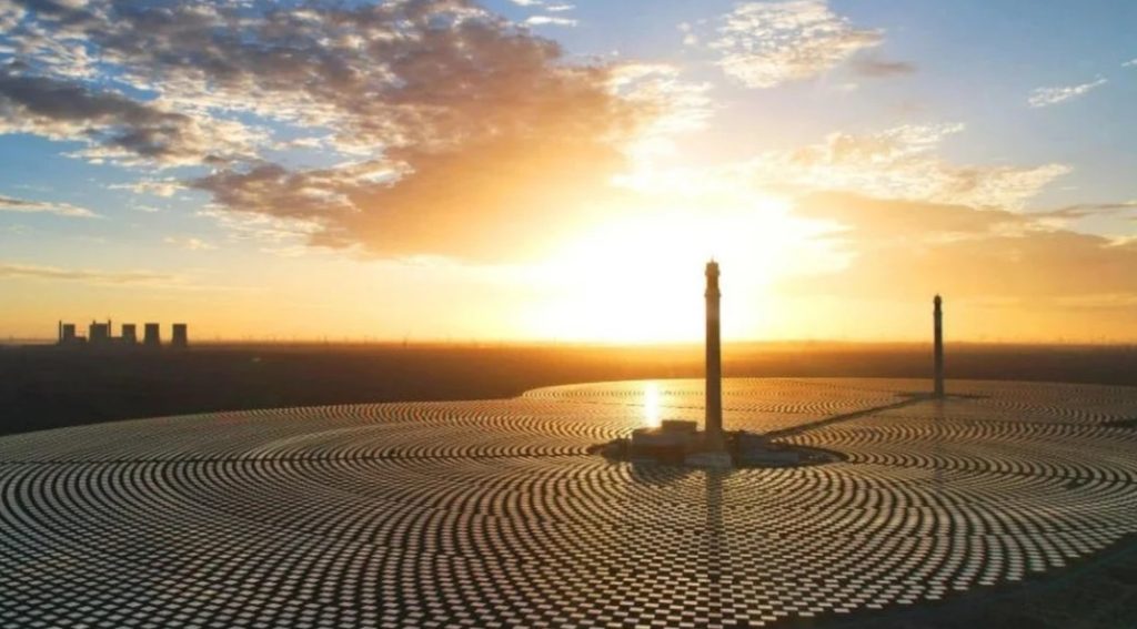 Dual Towers Light Up Gobi, Powering China's Future