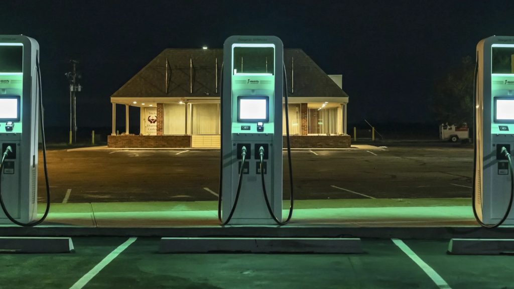 India's EV Boom Outpaces Charging Infrastructure