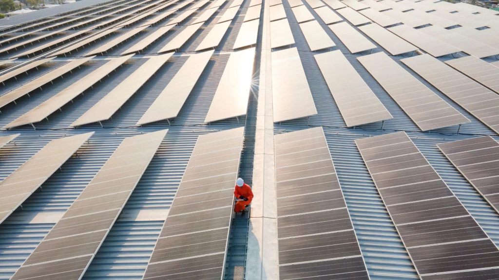 Bahrain Unveils World’s Largest Rooftop Solar Plant