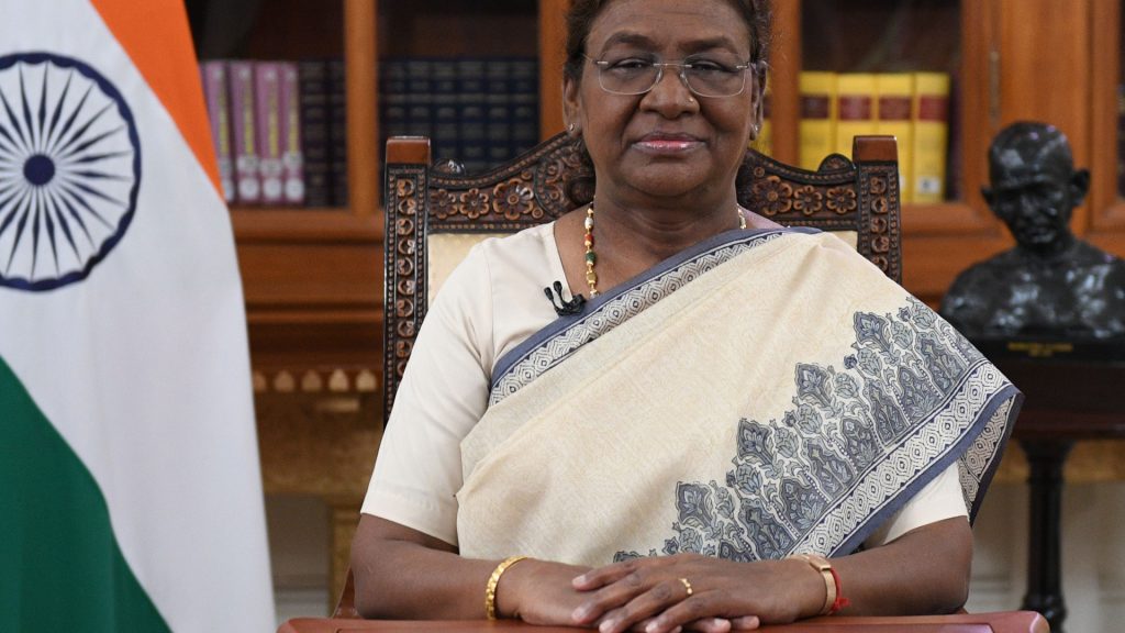 India President Urges Energy Commitment for Green Future