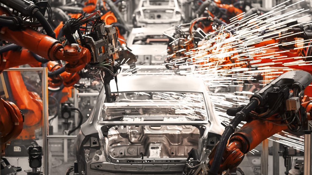 EIU: Tariffs, Volatility Drive Auto Risk in 2026