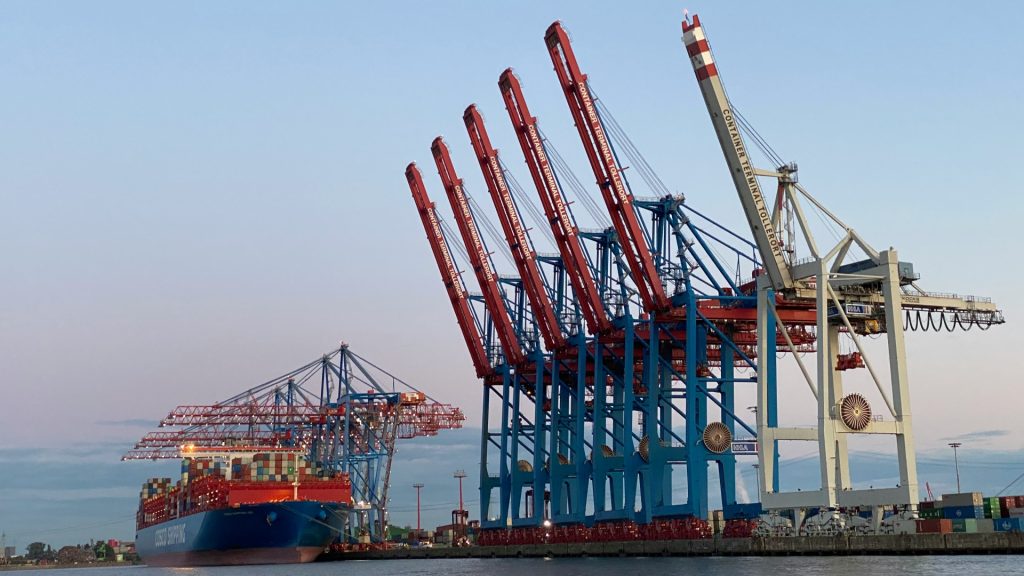 Deendayal Port Signs Green Hydrogen Pact