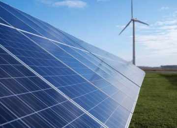 Adani Green Secures Captive Hybrid Power Deal